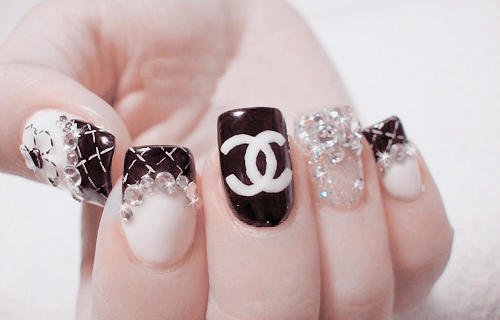 chanel-nail-art